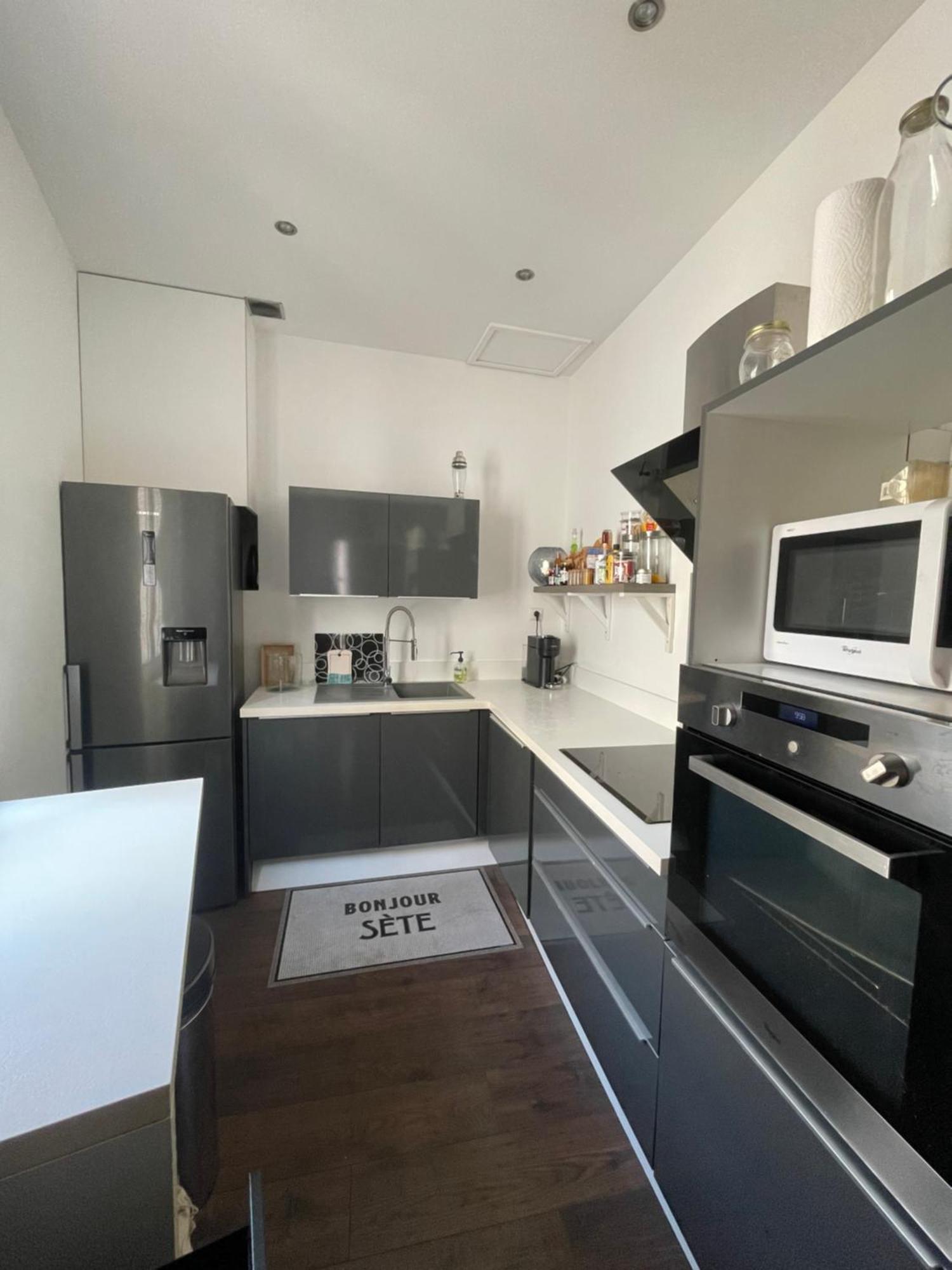 Grand T1 Climatise Apartment Sete